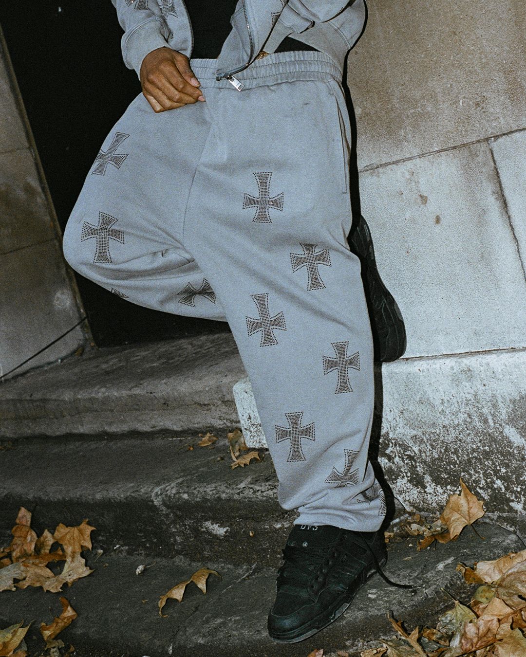 WASHED GREY RHINESTONE JOGGERS-Fineriform