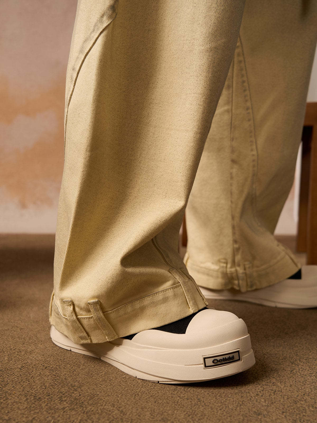 Washed Distressed Detachable Scarf Barrel Jeans - 2550-Fineriform