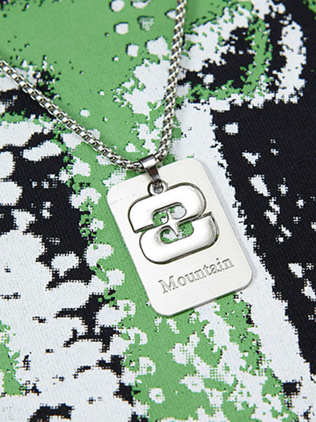 Street Graphic Spray Print Necklace T-Shirt-Fineriform