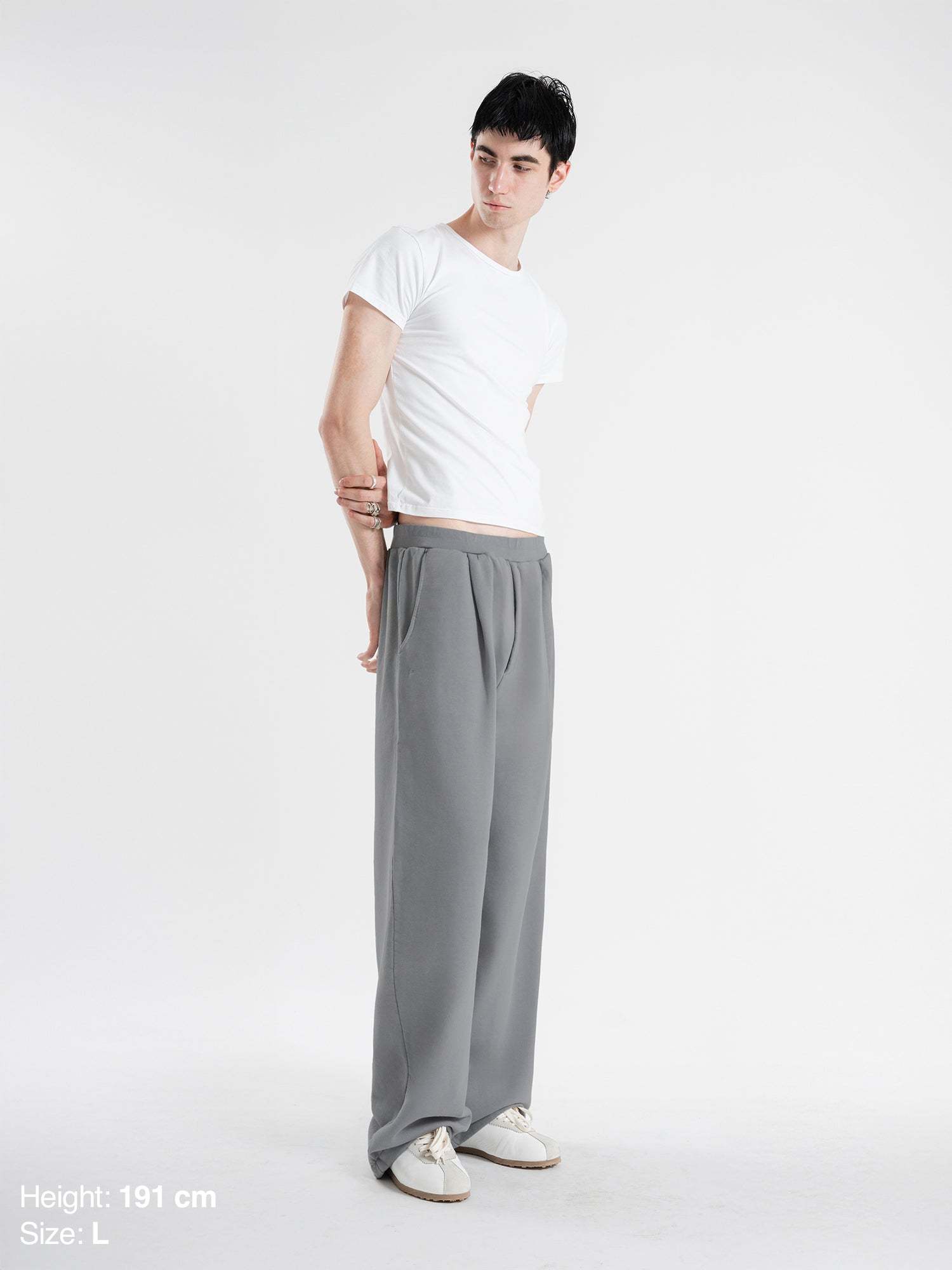 PLEATED SWEATPANTS - GRAY-Fineriform