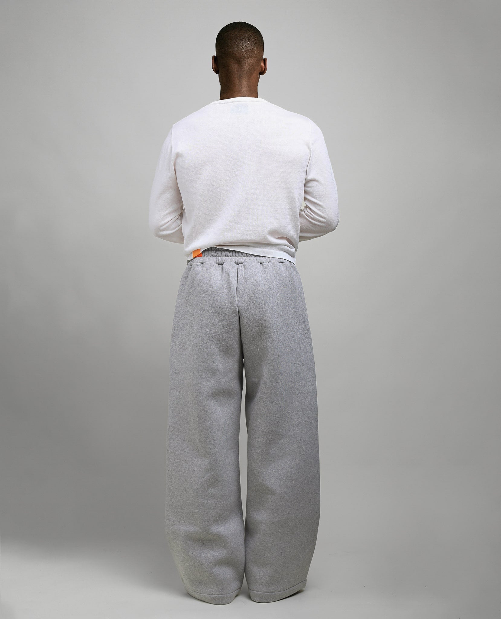 THE TRACKPANTS V4 - CONCRETE GRAY-Fineriform