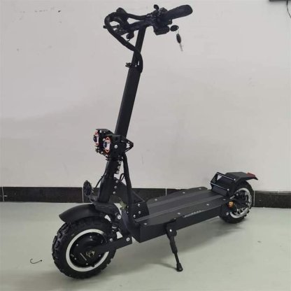 Hoodax Dualtron - Mad Man Mechanics