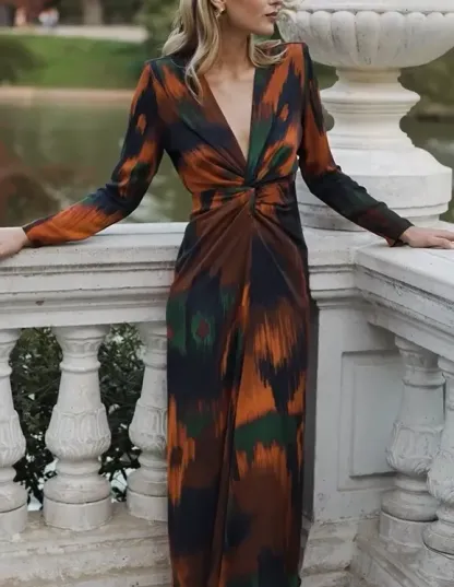 Lucia V-neck printed dress