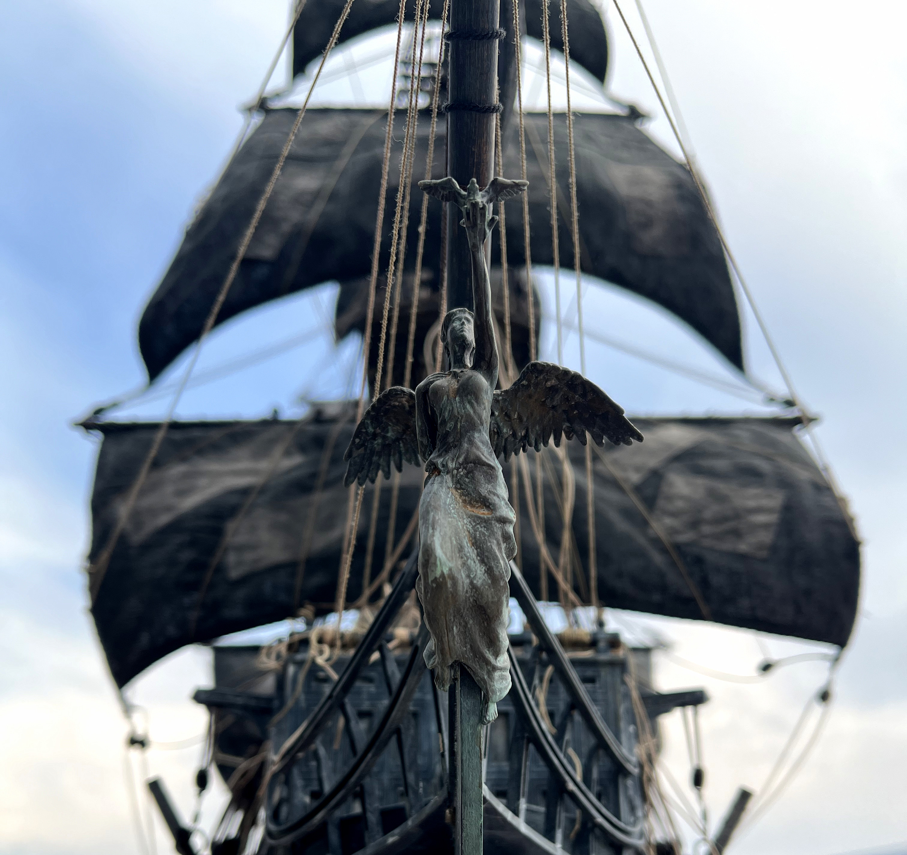 Caribbean pirate Black Pearl wooden sailboat model, DIY crafts