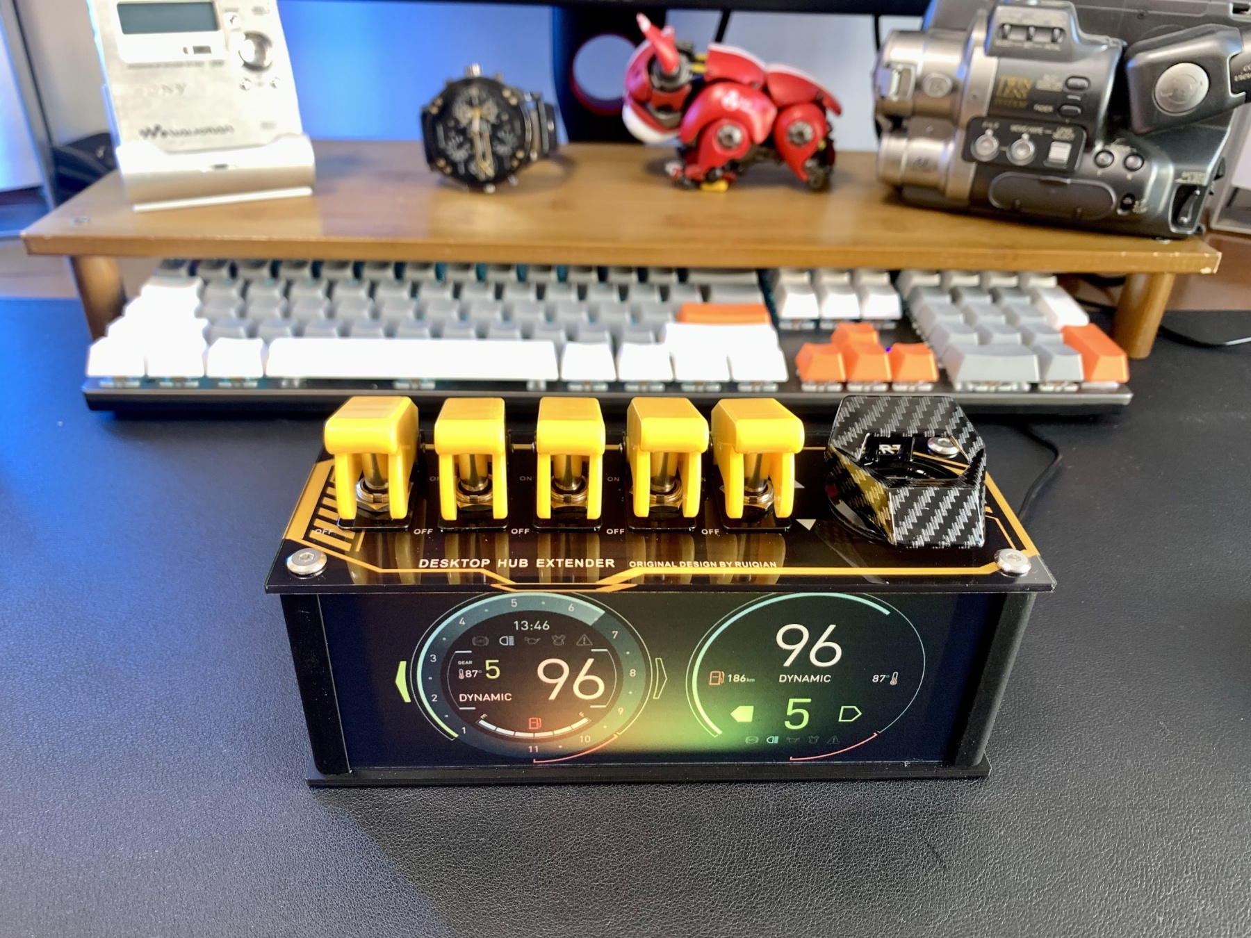 Table setup, USB blockchain docking station, hub extender, computer atmosphere light