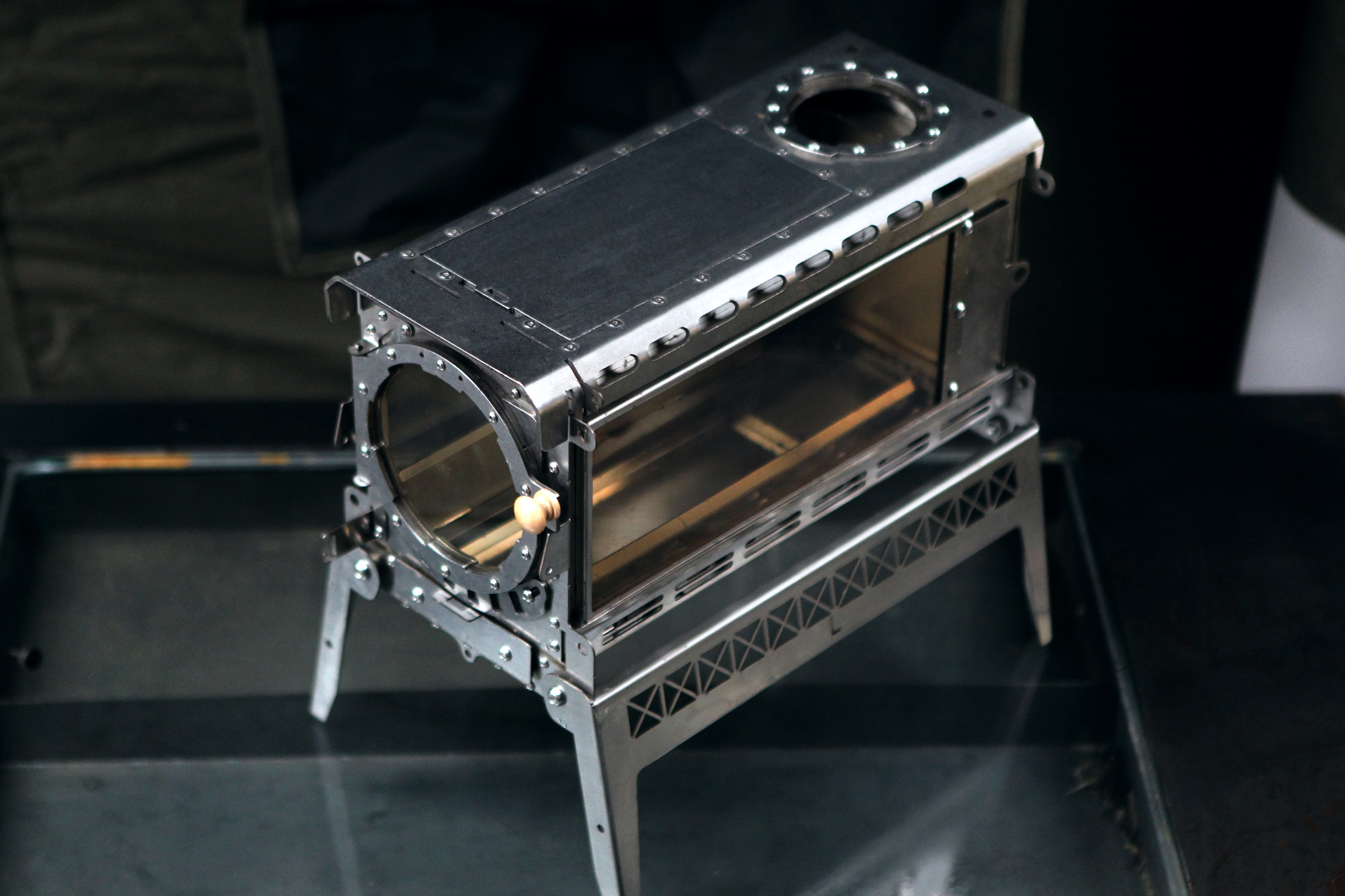 Stainless steel outdoor wood stove, barbecue, picnic, tent stove