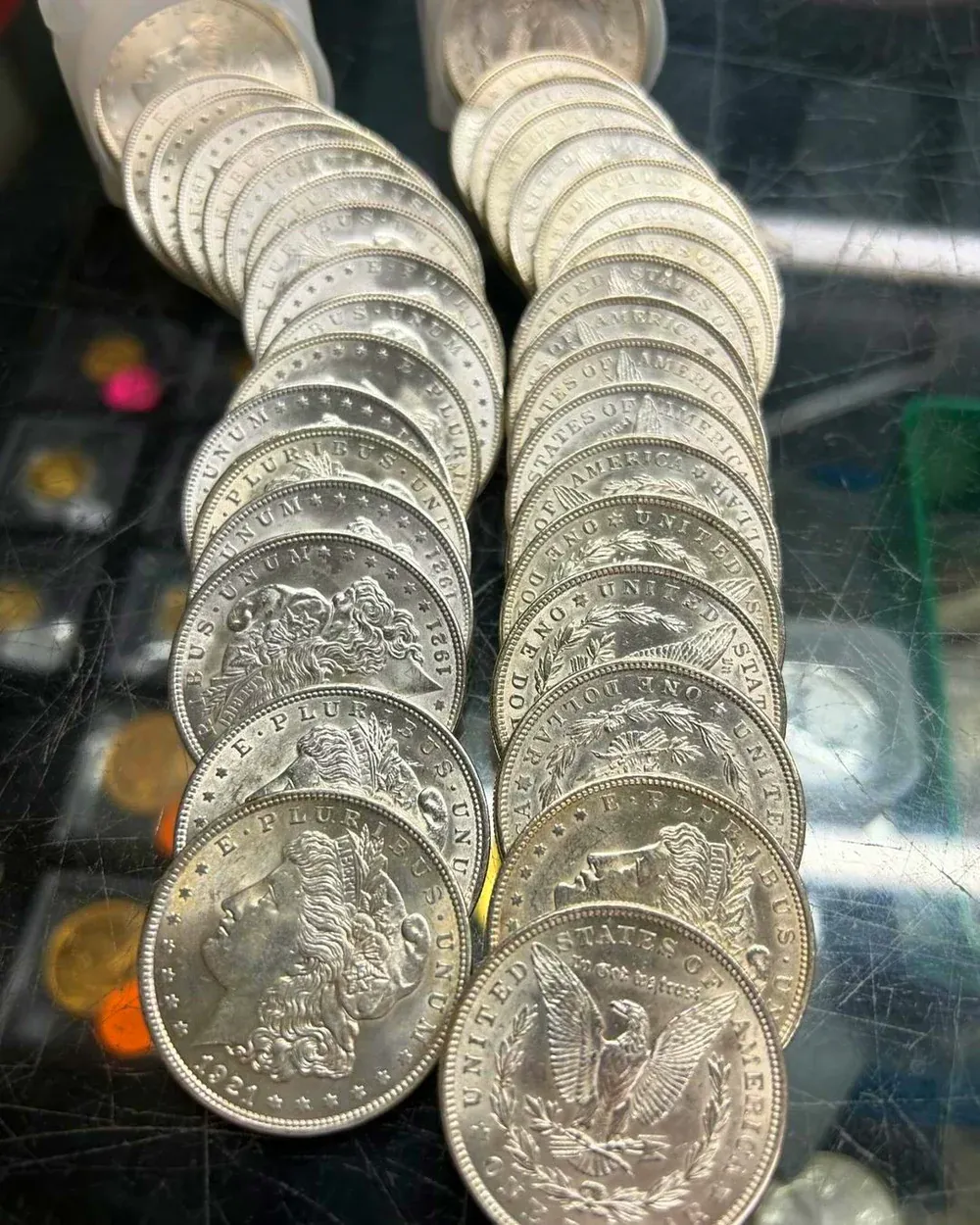 THE COMPLETE COLLECTION OF MORGAN(79.99 USD today)