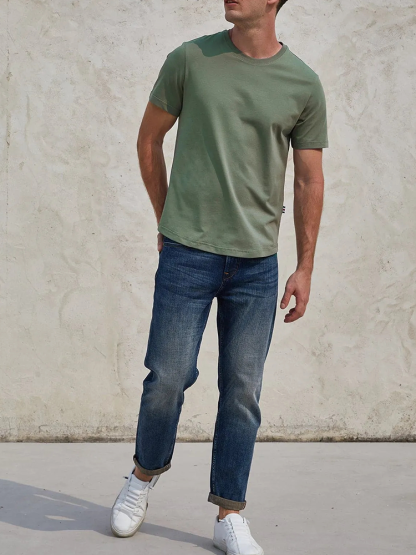 StayCool 2.0 Curve-Hem Tee: Slim-Fit