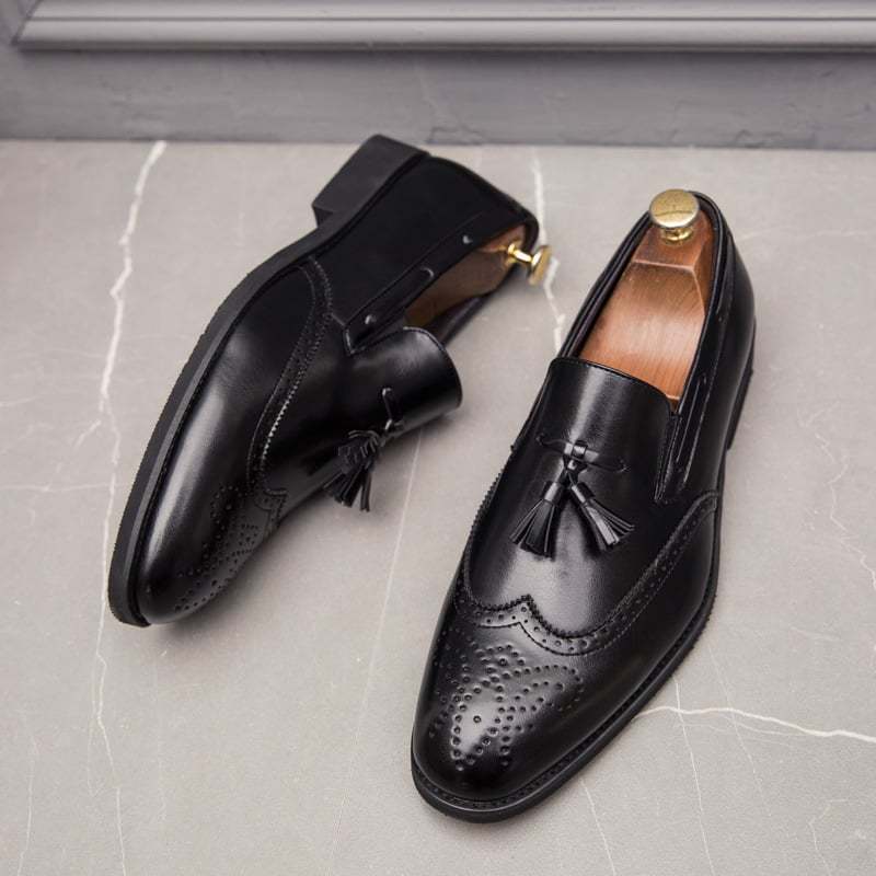 Vintage Carved Business Casual Tassel Leather Shoes