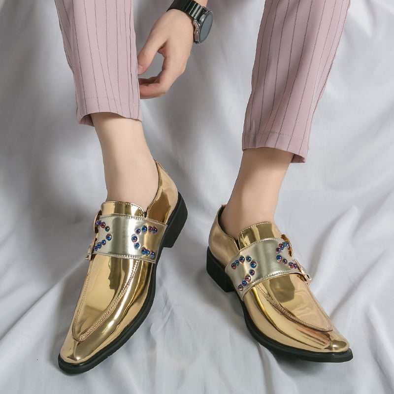 Men's British Business Pointed Toe Casual Buckle Leather Shoes