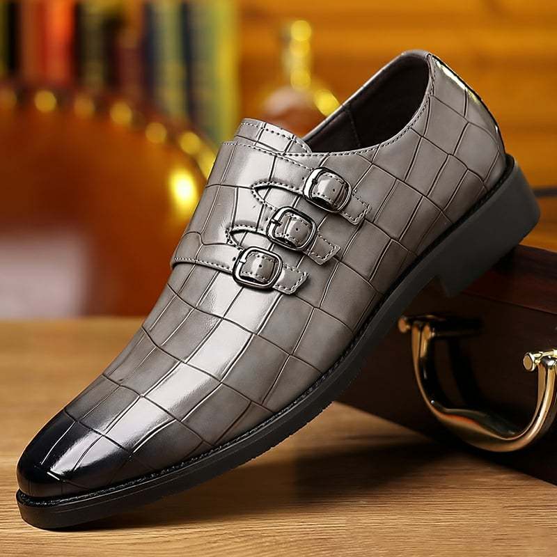 Men's Exotic Skin British Business Buckle Gradient Leather Shoes
