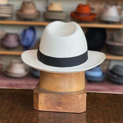 Can be rolls up for packing -Handmade Panama HatAlbenga