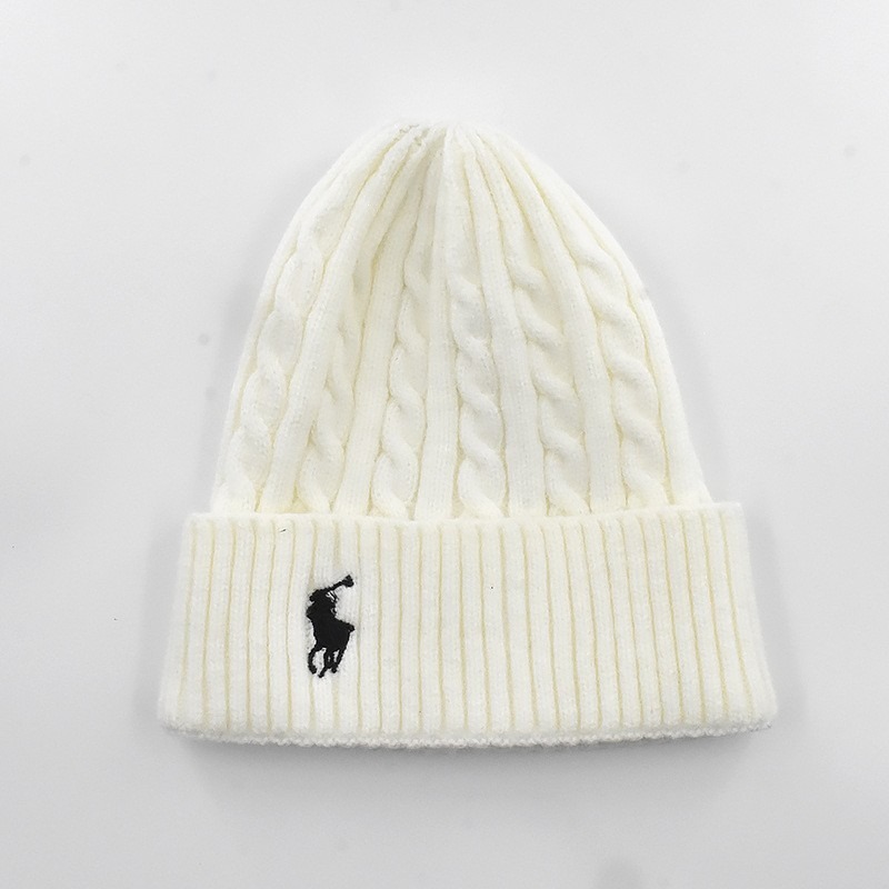 Logo embroidered knitted cable-knit hat