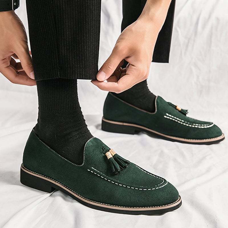 Fashionable And Comfortable Casual All-Match Suede Tassel Design Casual Leather Shoes