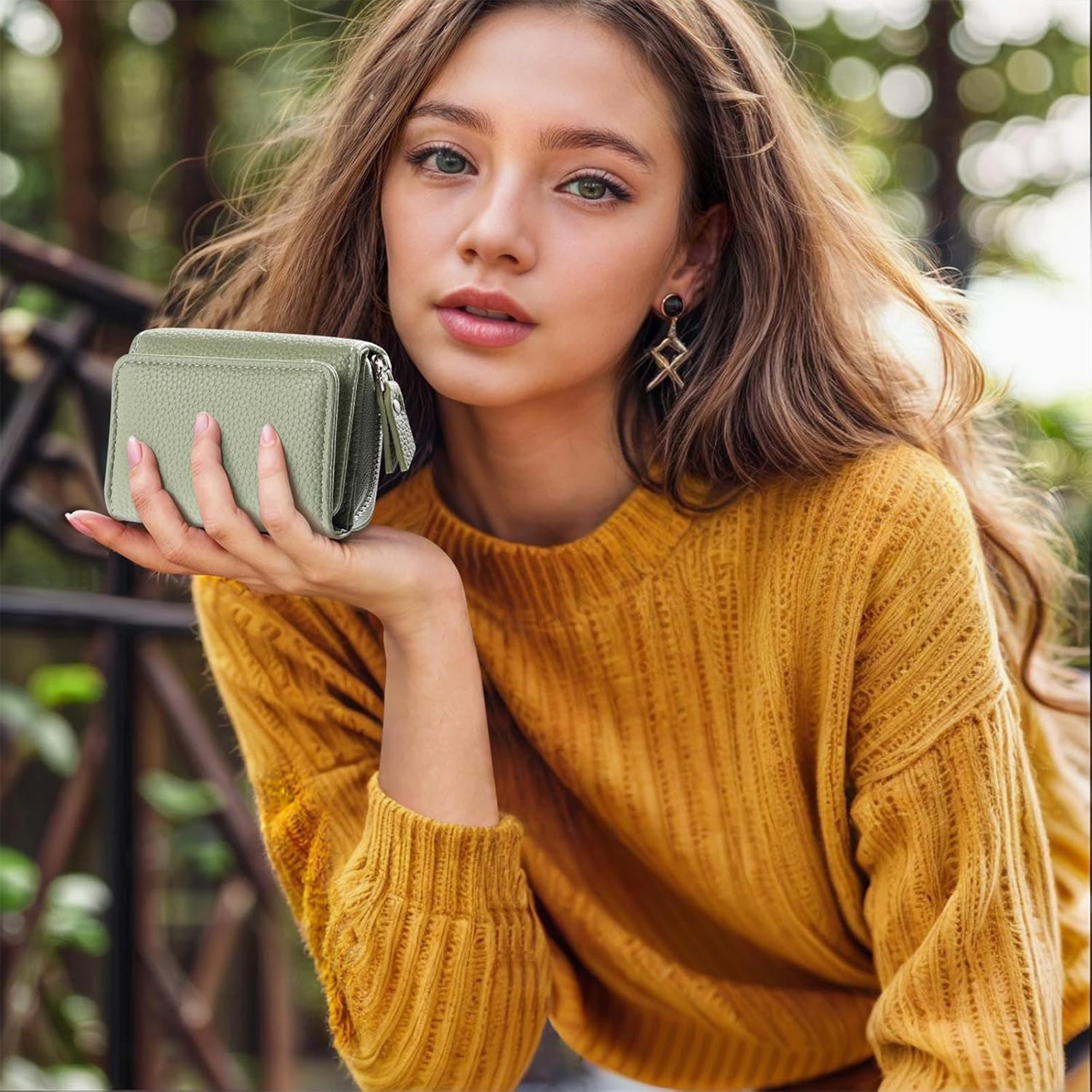 Trifold Compact Solid Color Purse