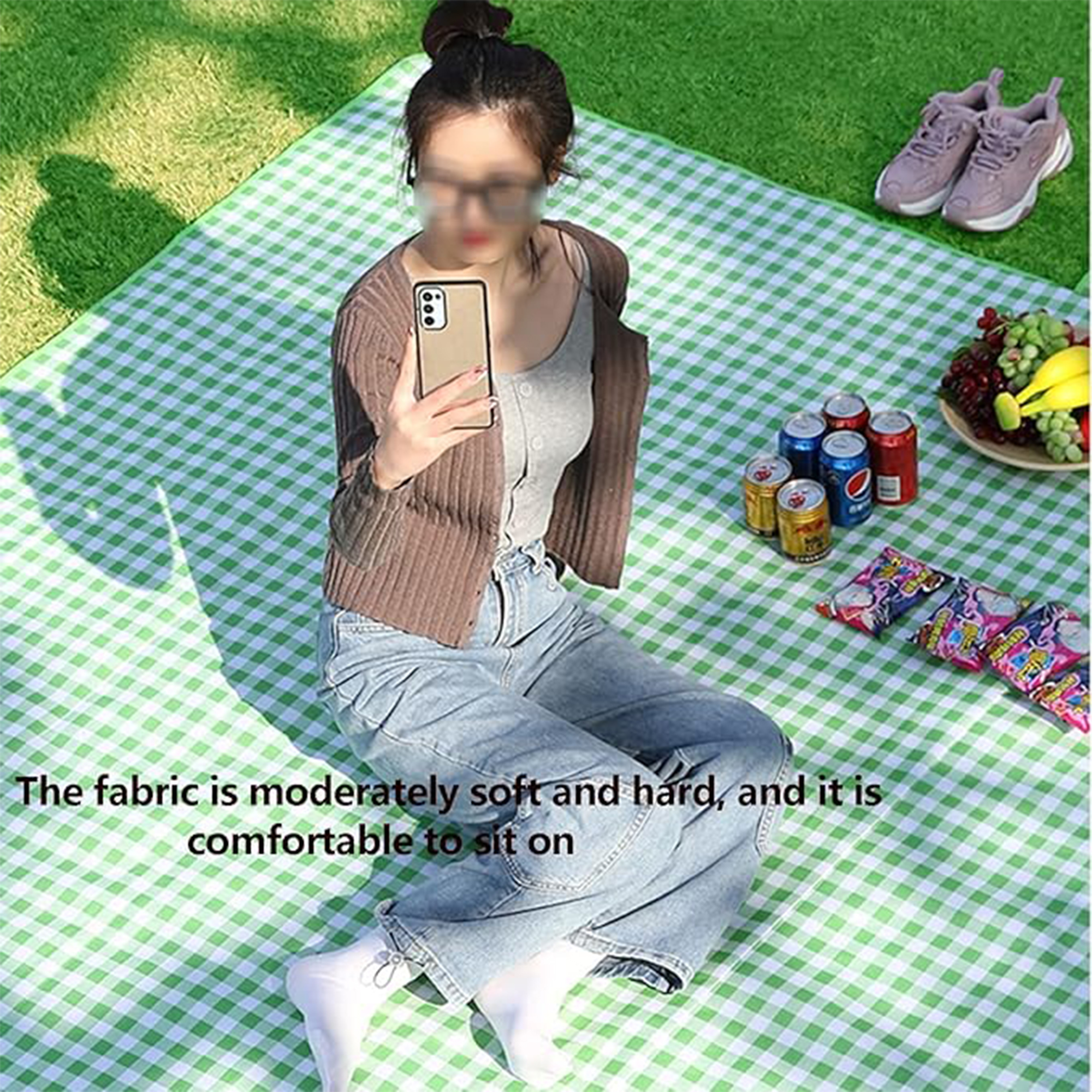 Waterproof picnic mat