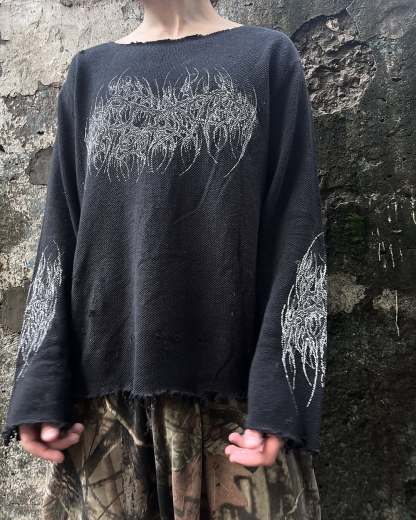 HANDPAINTED DISTRESSED SWEATER FROM THE CAVE