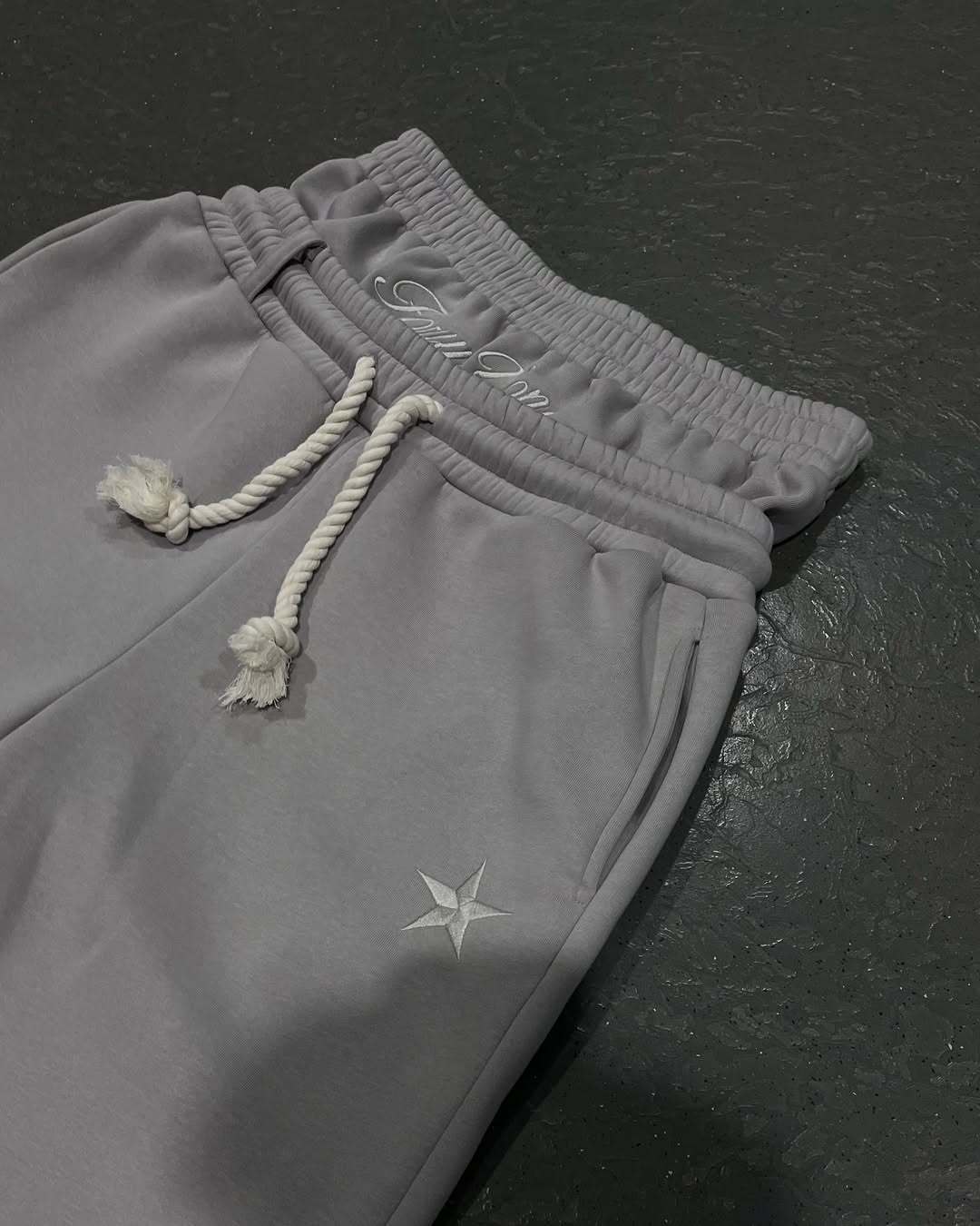 Double drawstring sweatpants