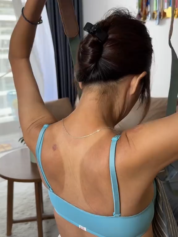  【TÜV Zertifiziert 】 TUM Technologie Nackenmassagegerät 4D |Bionic Griffe mit 45°C Wärme 💆