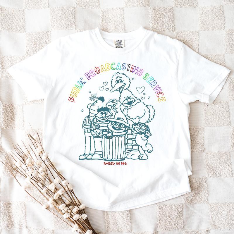 Public Broadcasting Service Tee 70s 80s Nostalgia Shirt for Classic TV Fans