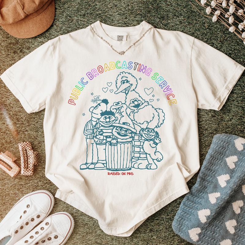 Public Broadcasting Service Tee 70s 80s Nostalgia Shirt for Classic TV Fans