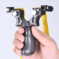 【Accurately target your shots】98K Infrared Targeting Toys