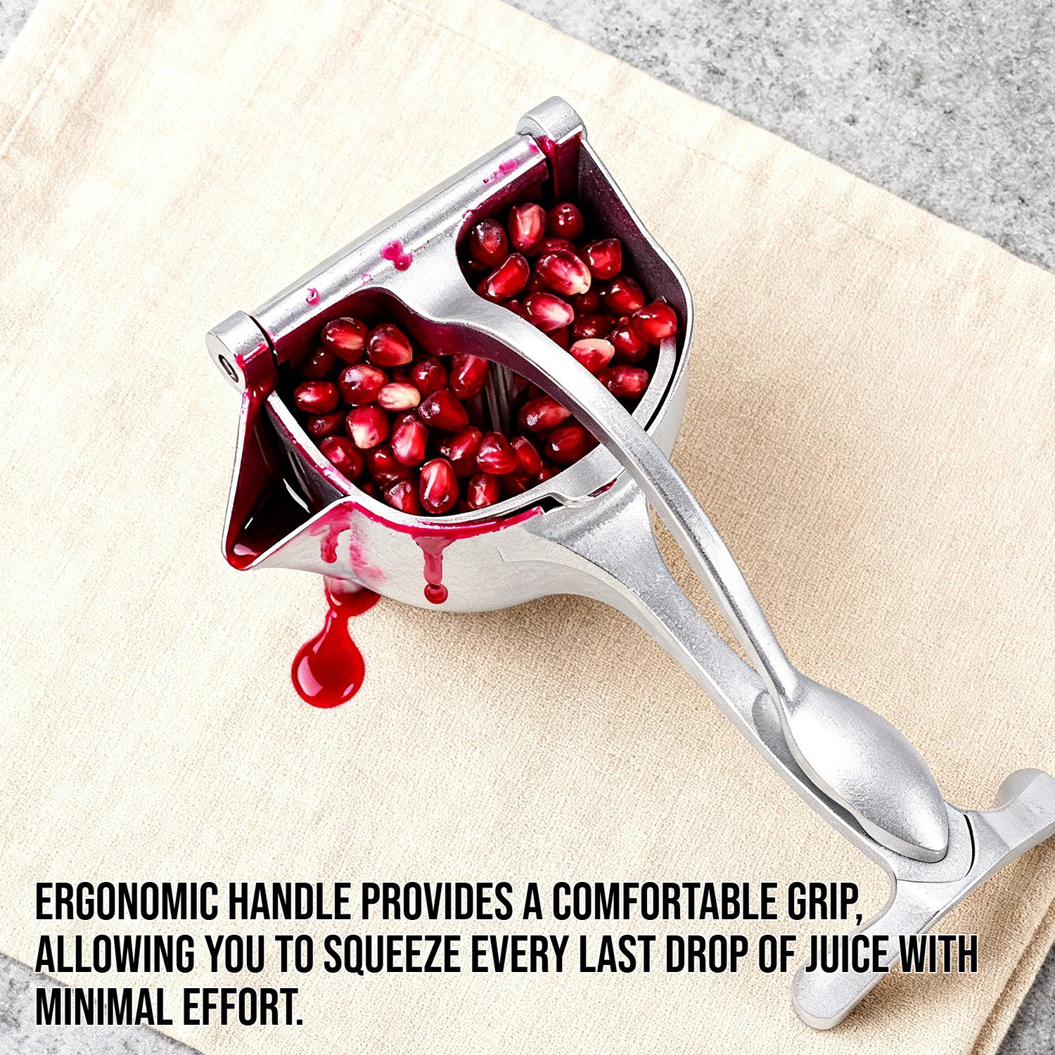 Hand press juicer with citrus fruits