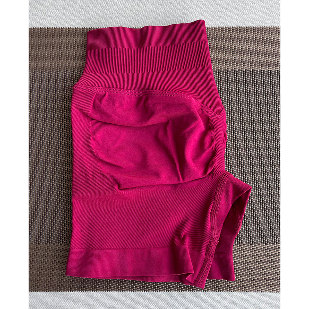 TKITK Shorts Seamless Yoga Pants Women's Fitness Outfits Shark Bite Shorts for Gym Running Cycling Bike Wear Leggings