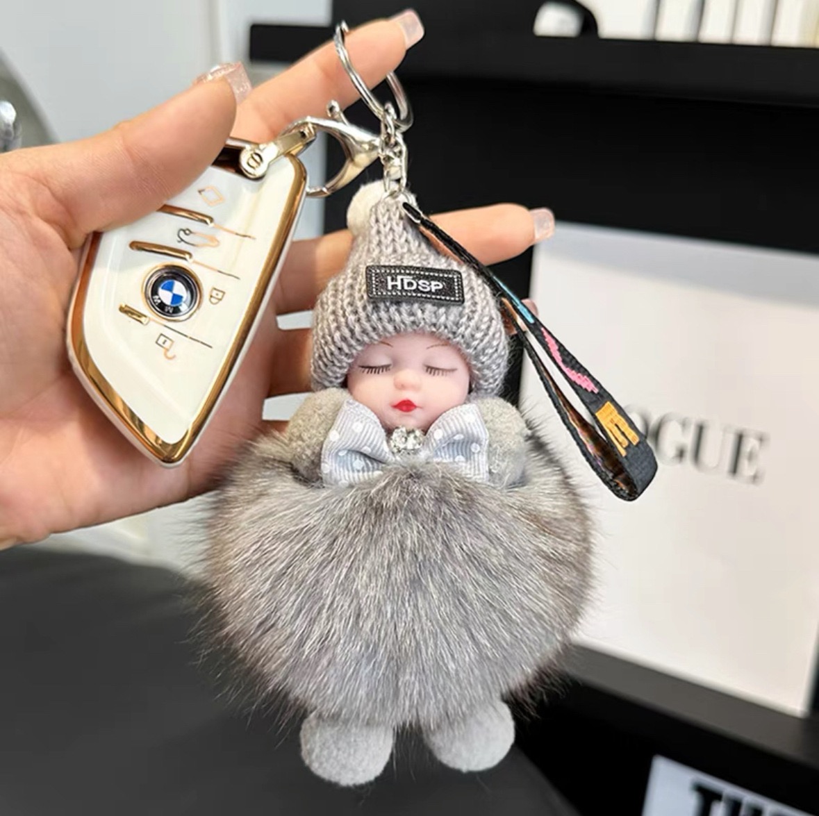 Outfit 101 【Fox Fur】Cute Plush Fox Keychain - Car & Schoolbag Hanging Ornament | Couple Gift Plush Doll Decor