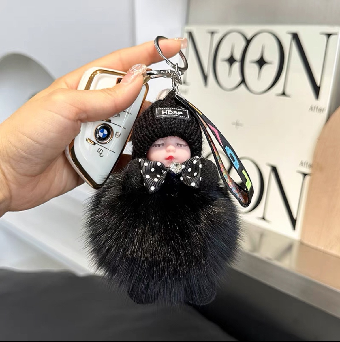 Outfit 101 【Fox Fur】Cute Plush Fox Keychain - Car & Schoolbag Hanging Ornament | Couple Gift Plush Doll Decor