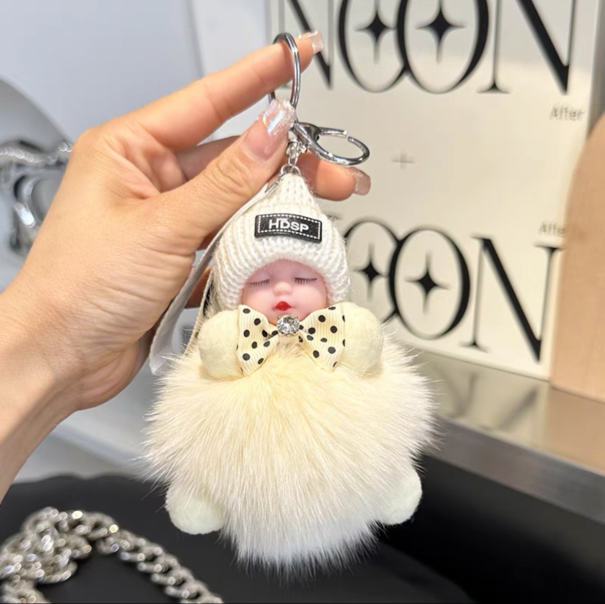 Outfit 101 【Fox Fur】Cute Plush Fox Keychain - Car & Schoolbag Hanging Ornament | Couple Gift Plush Doll Decor