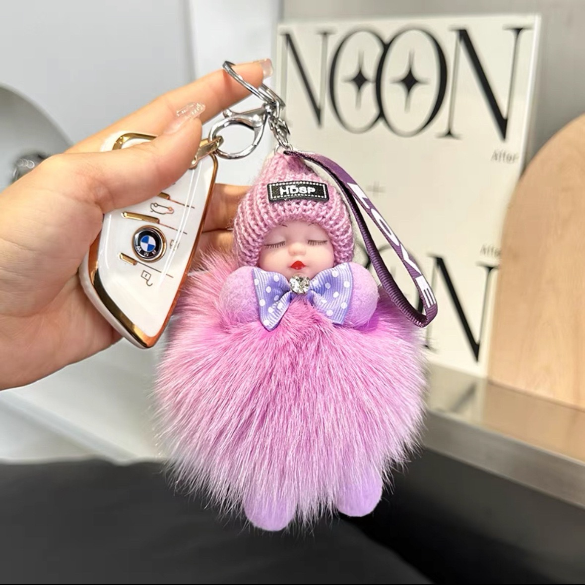 Outfit 101 【Fox Fur】Cute Plush Fox Keychain - Car & Schoolbag Hanging Ornament | Couple Gift Plush Doll Decor