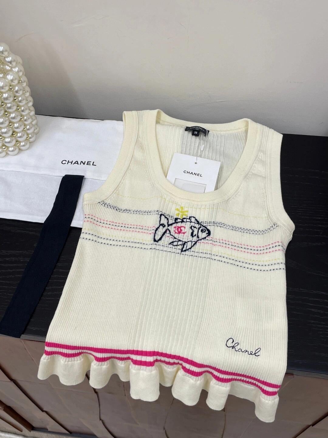 CHNEL Little Fish Knit Embroidered Cami Tank Top