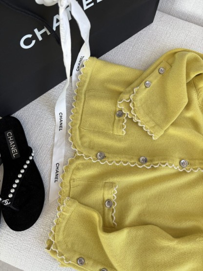 CHNEL Wave Lace Cashmere Cardigan