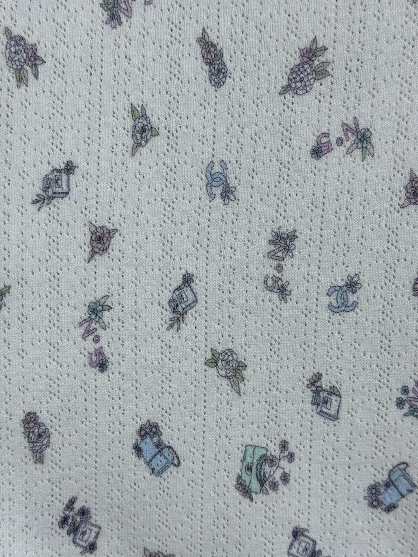 CHANE Painted Floral Bottom Shirt