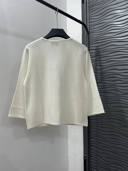 CHANE25SS Knitted V-neck Cardigan