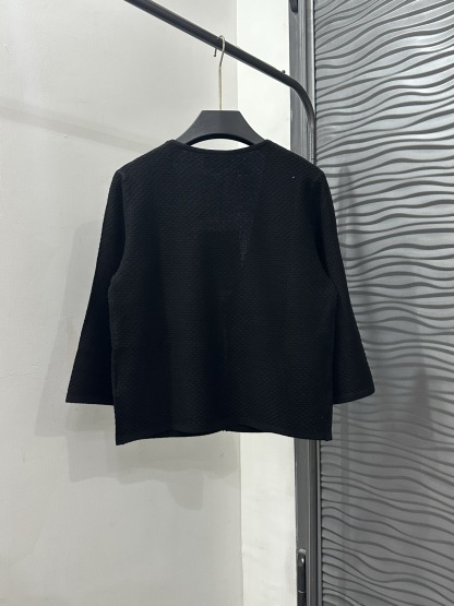 CHANE25SS Knitted V-neck Cardigan