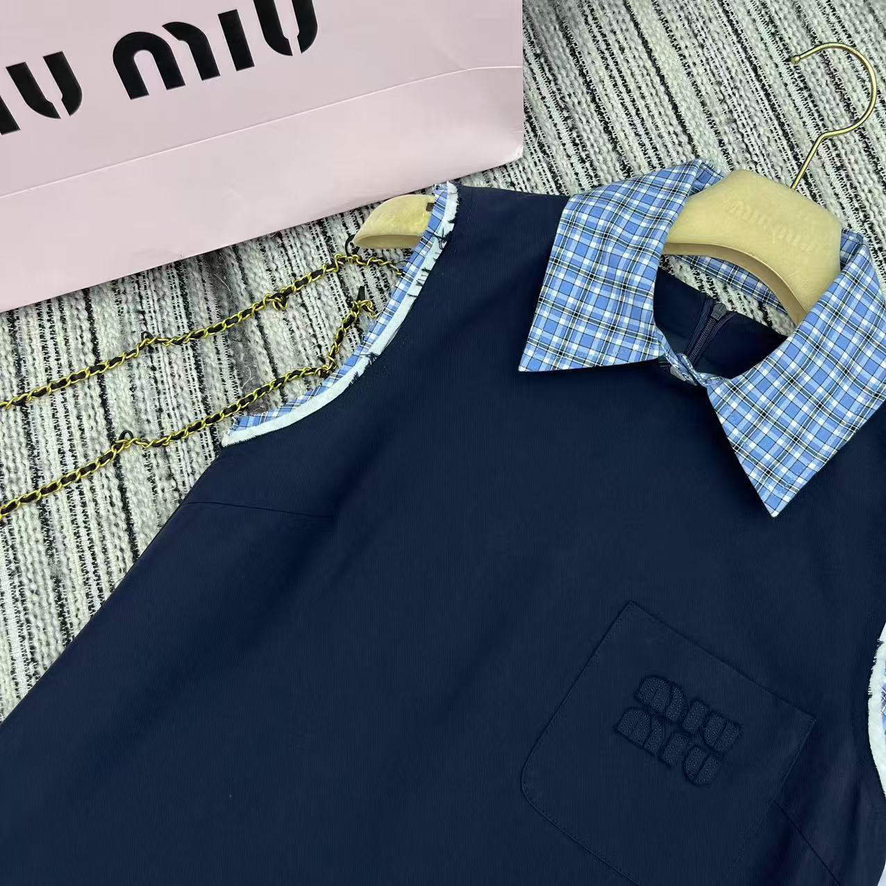 Miu New Plaid Lapel Sleeveless Dress