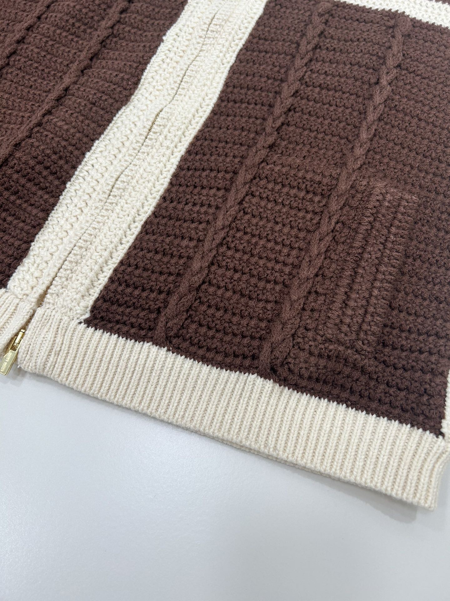 Miu Two-Way Zipper Knit Cardigan