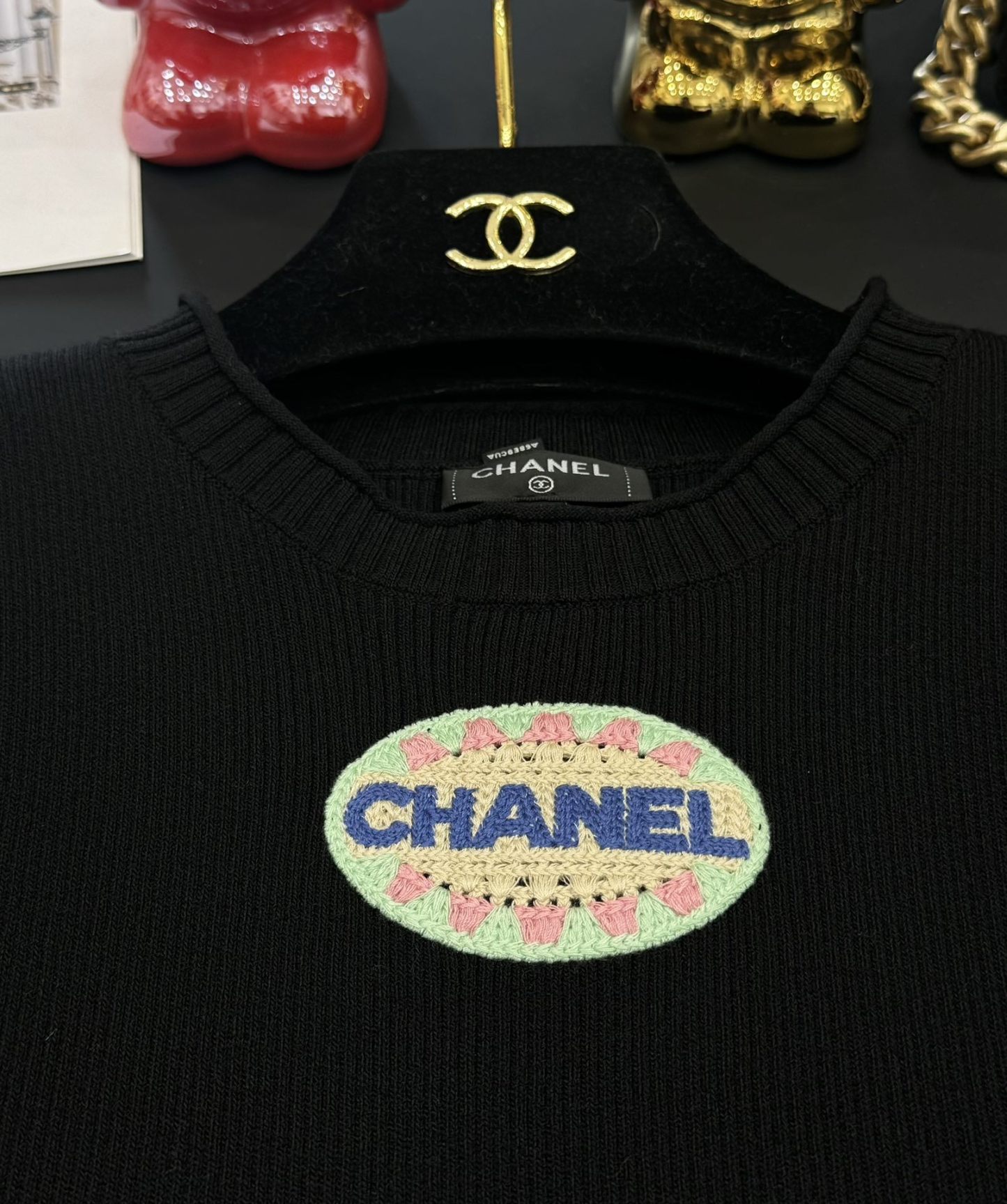 CHANE25SS Embroidered Logo Knit Short Sleeve