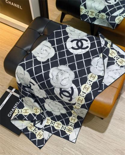 CHANE90x90cm Camellia Twill Silk Square Scarf