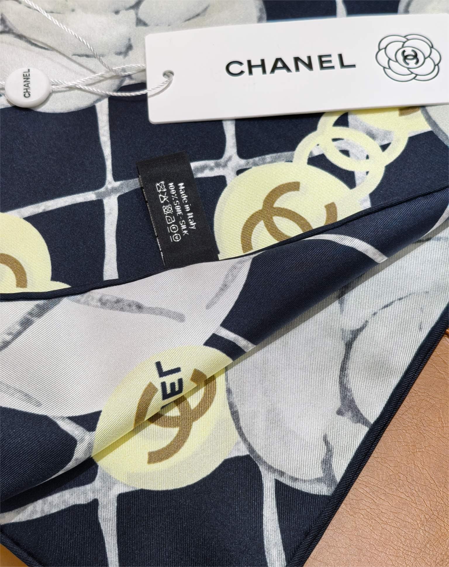 CHANE90x90cm Camellia Twill Silk Square Scarf
