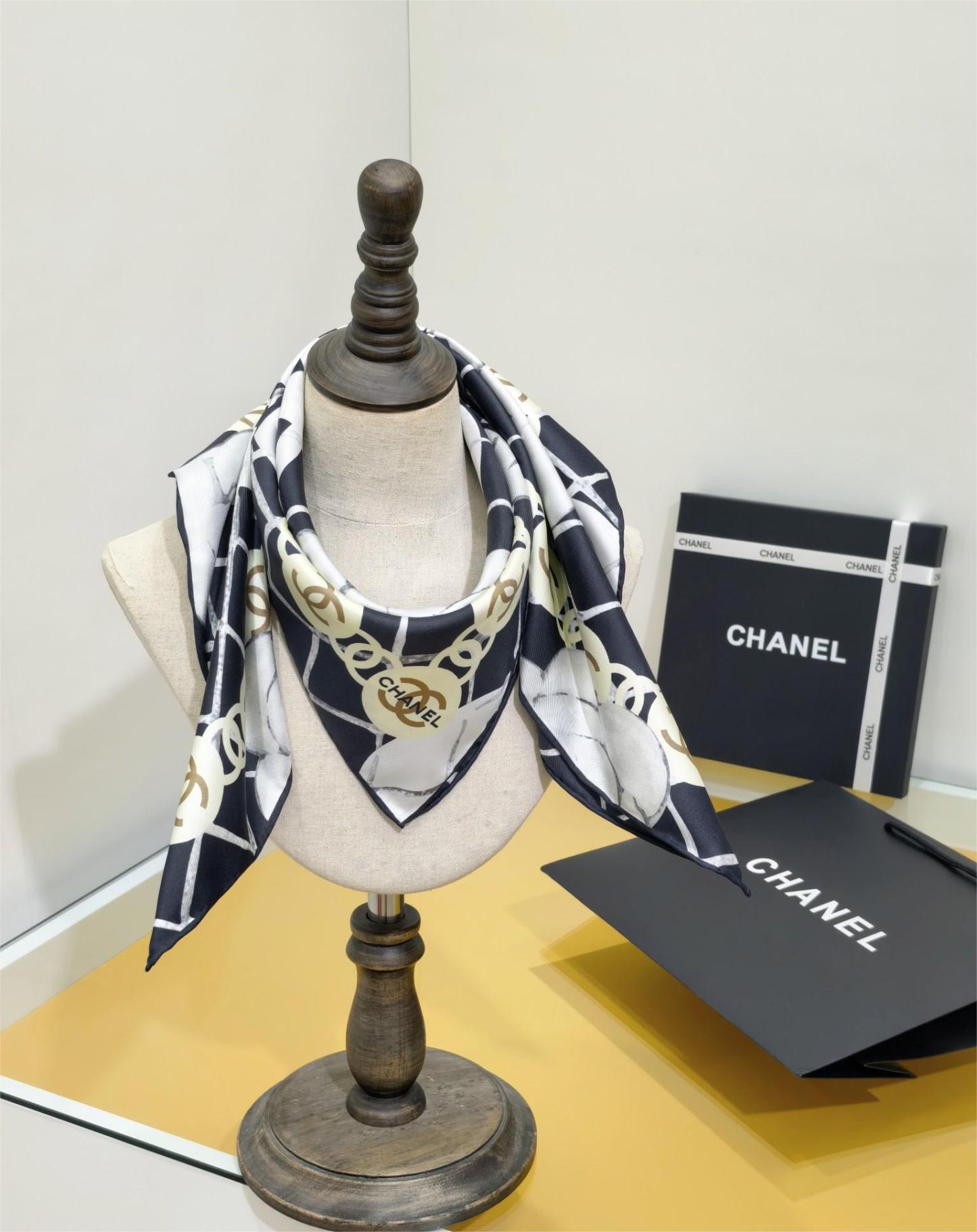 CHANE90x90cm Camellia Twill Silk Square Scarf