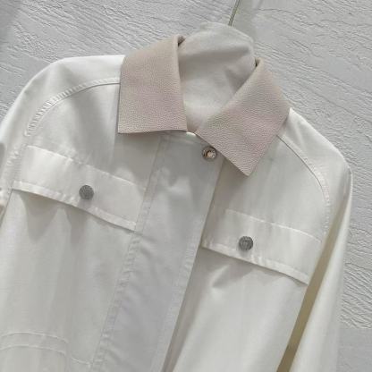 Long-sleeved jacket windbreaker coat