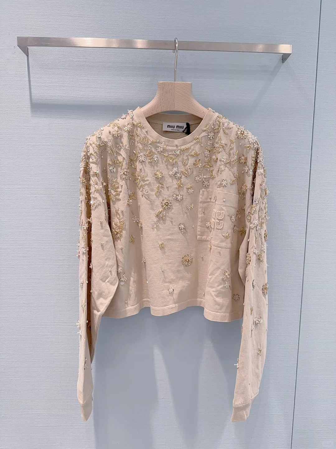 MIU25SS casual and versatile T-shirt with heavy diamonds