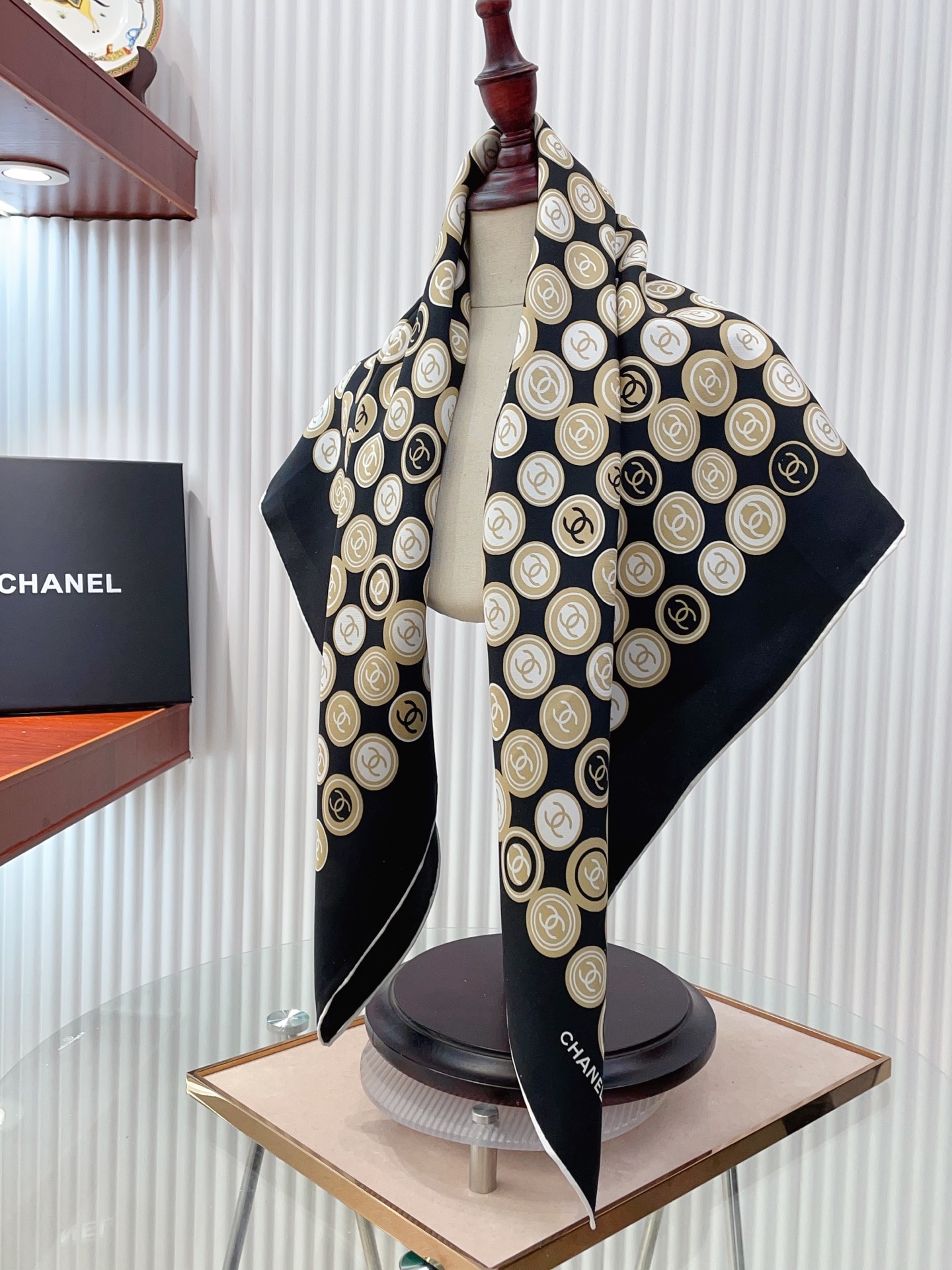 CHANE Colour Block 90x90cm Twill Silk Square Scarf