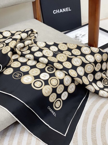 CHANE Colour Block 90x90cm Twill Silk Square Scarf