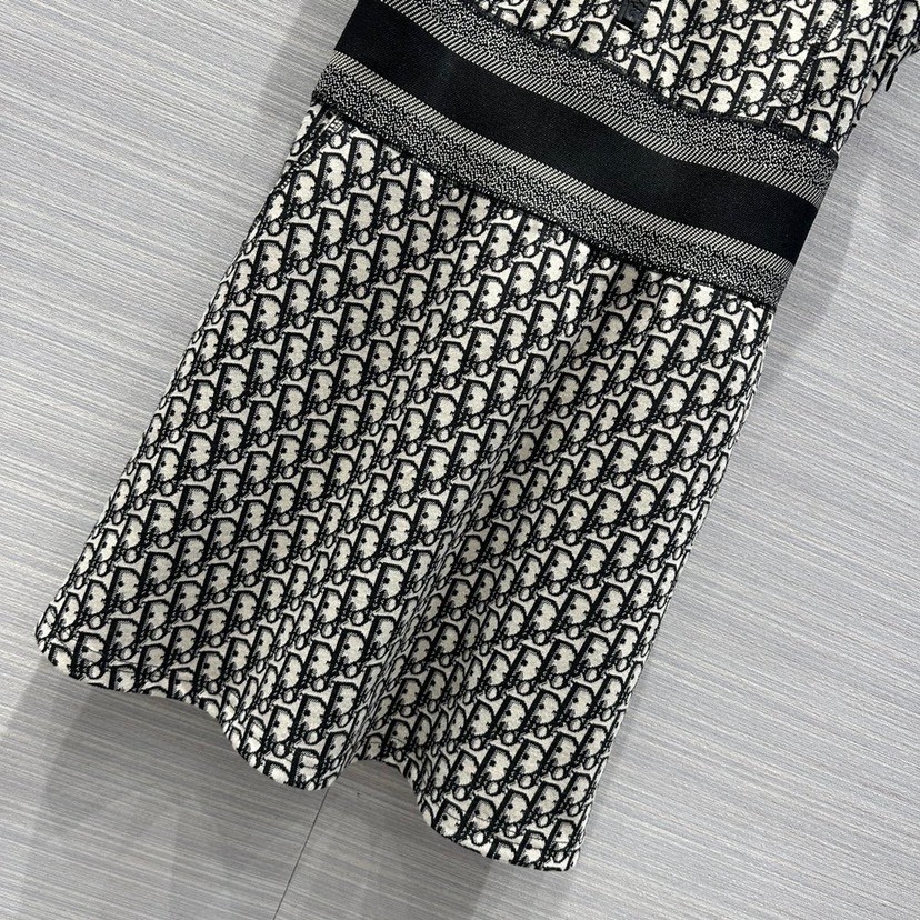 DIO three-dimensional knit jacquard dress