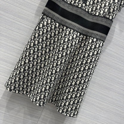 DIO three-dimensional knit jacquard dress