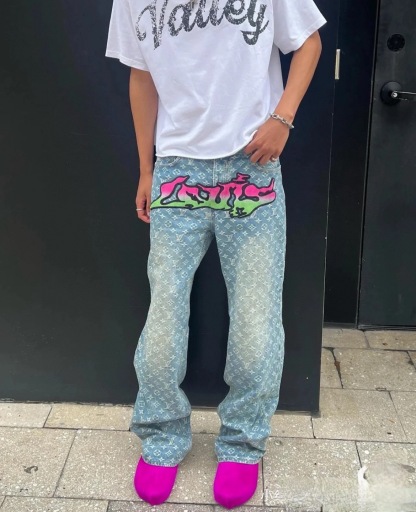 1V Printed denim pants